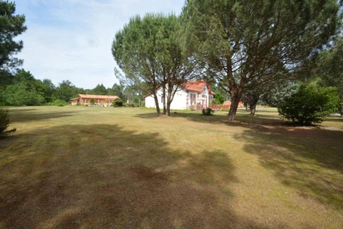 مبيت وإفطار كاركان Domaine De La Grange المظهر الخارجي الصورة